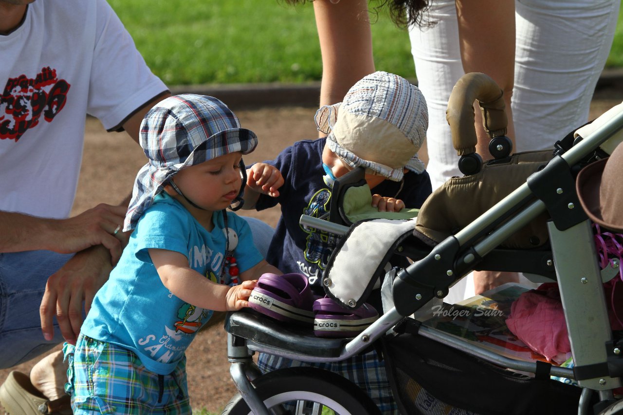 Bild 441 - Vogelschiessen am 18.8.12